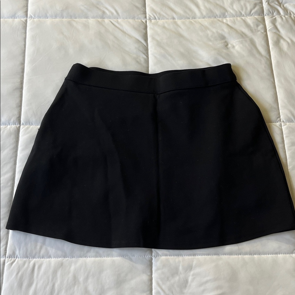 Hollister black mini skirt - Picture 6 of 7